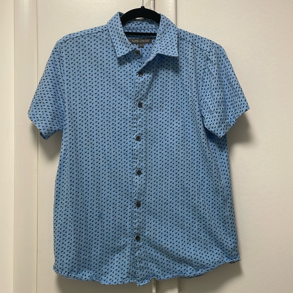 Men’s Slate & Stone Blue w/ Pattern Button Down Size Small